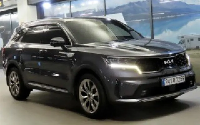 쏘렌토 4세대(MQ4) 가솔린 2.5T 2WD 시그니처 기아 2022/08 72,988km